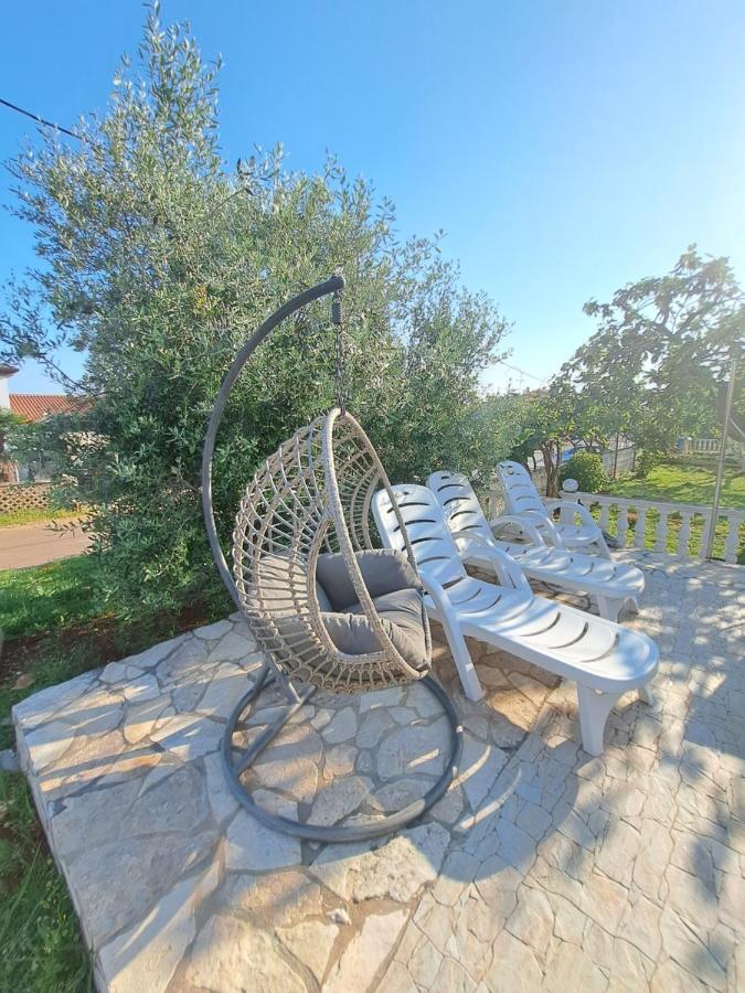 Апартаменти Casa Antonio With Swimming Pool Novigrad  Екстер'єр фото
