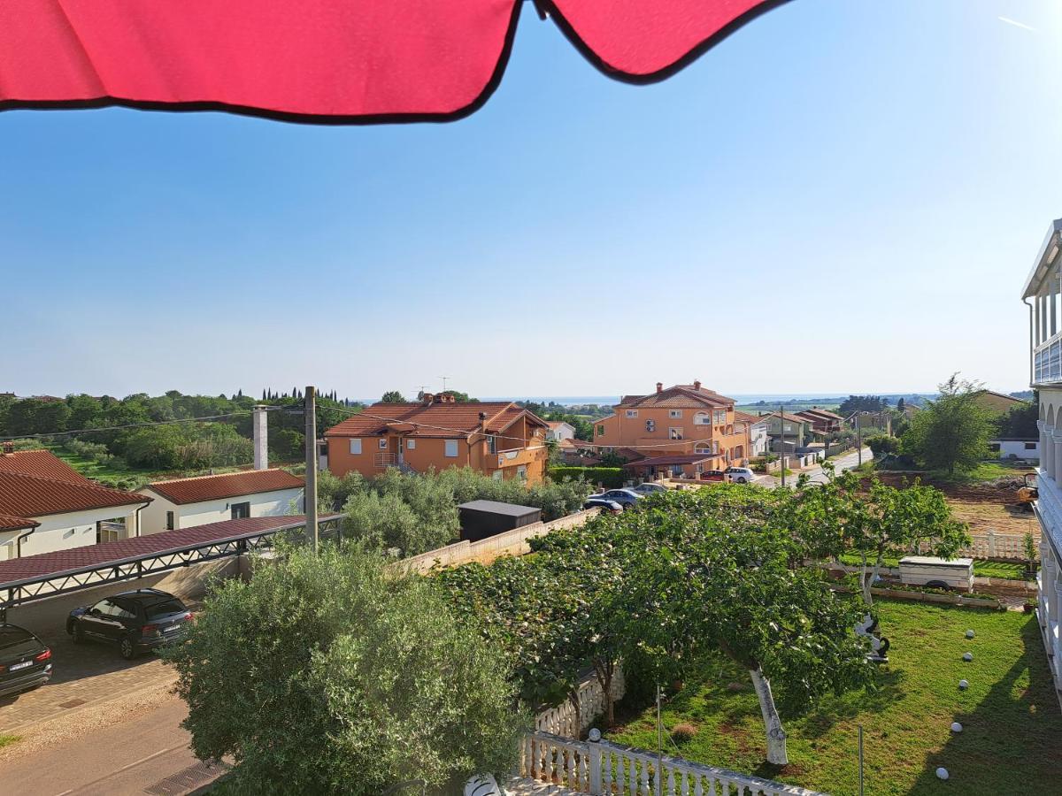 Апартаменти Casa Antonio With Swimming Pool Novigrad  Екстер'єр фото