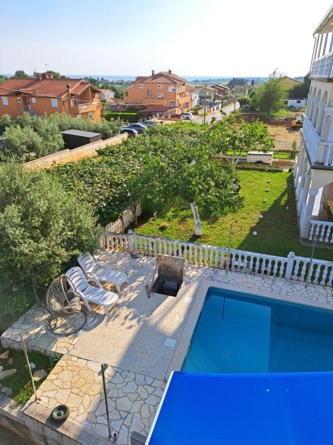 Апартаменти Casa Antonio With Swimming Pool Novigrad  Екстер'єр фото
